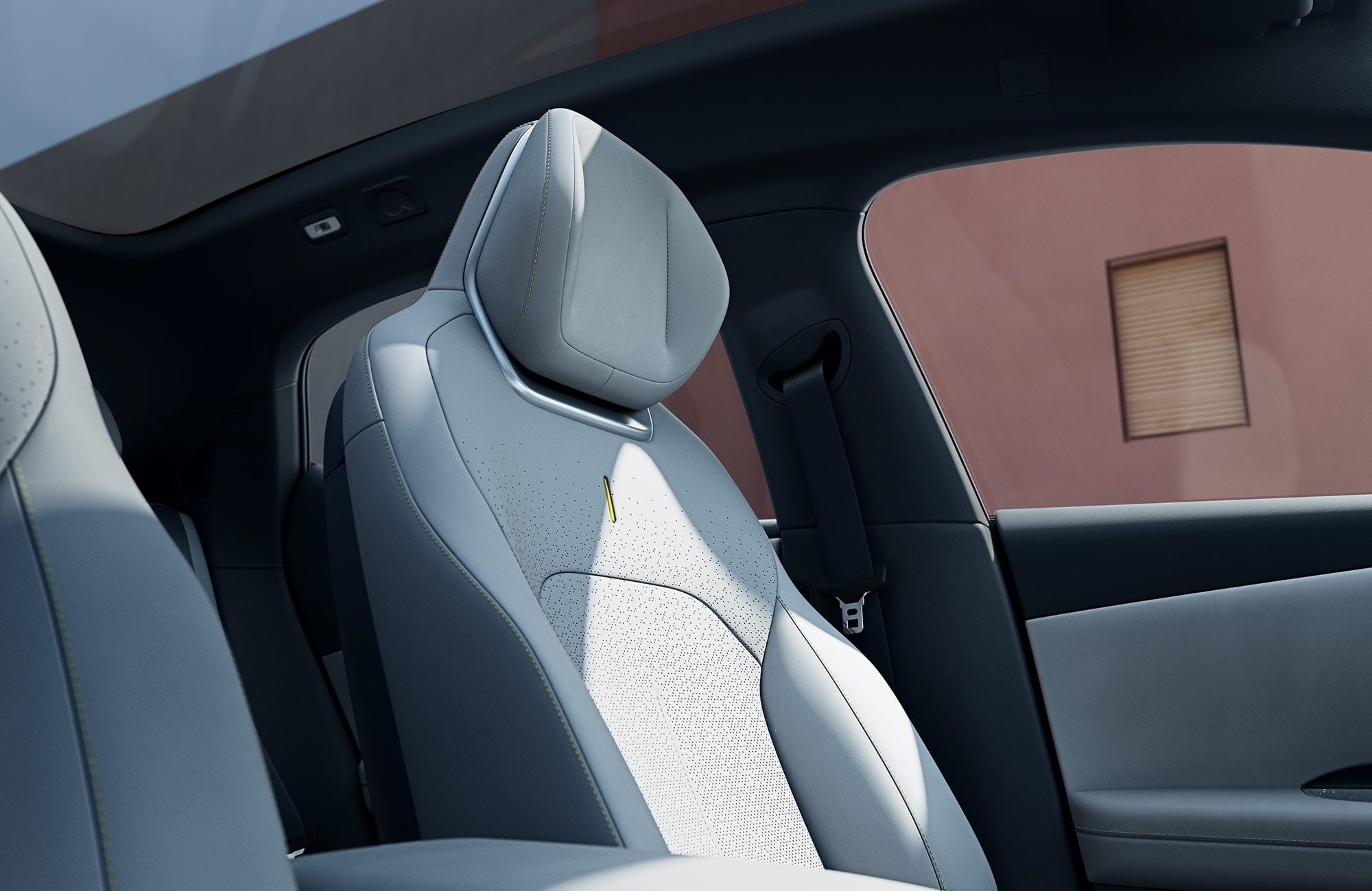 Lynk&Co 02